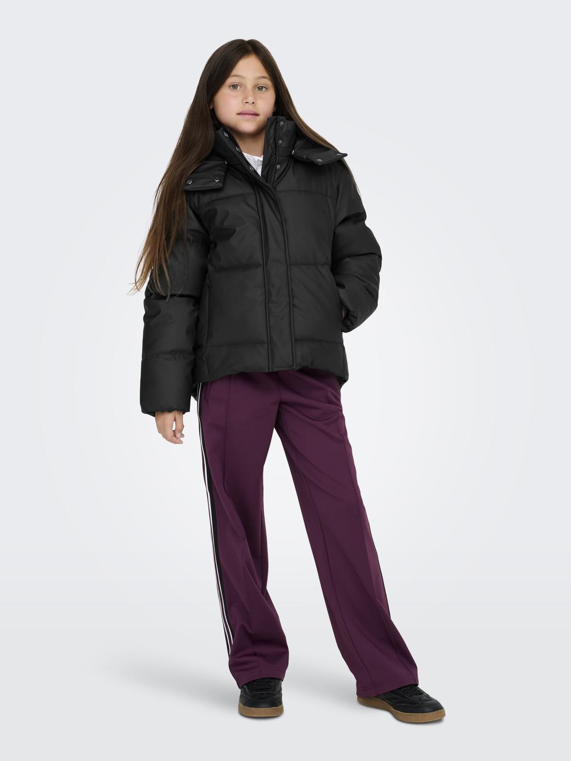model_shot-front_full